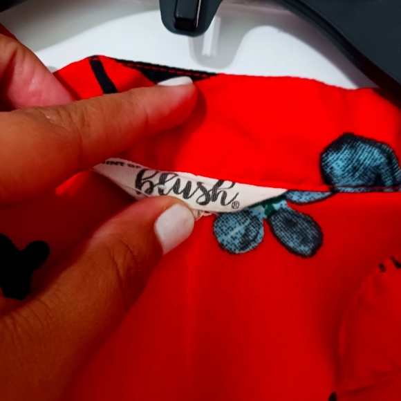 Dress - Picture 2 of 4